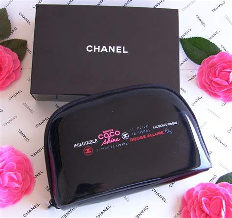 chanel kosmetiktasche schwarz|CHANEL Make.